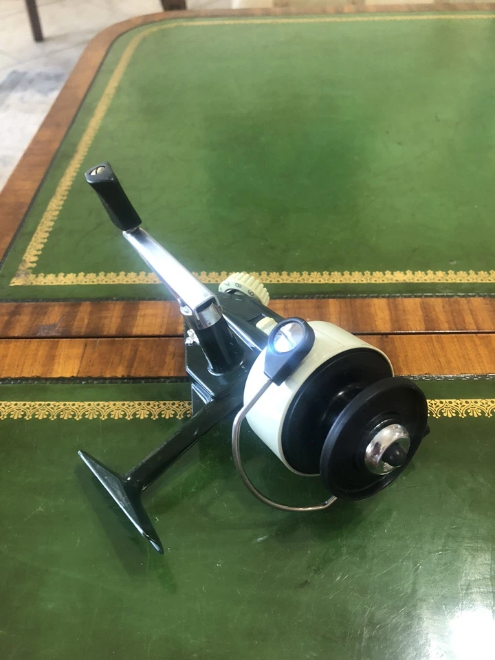 Vintage Zebco Cardinal 4 Spinning Reel Made In Sweden Refurbished Nice Reel - Image 3 of 4