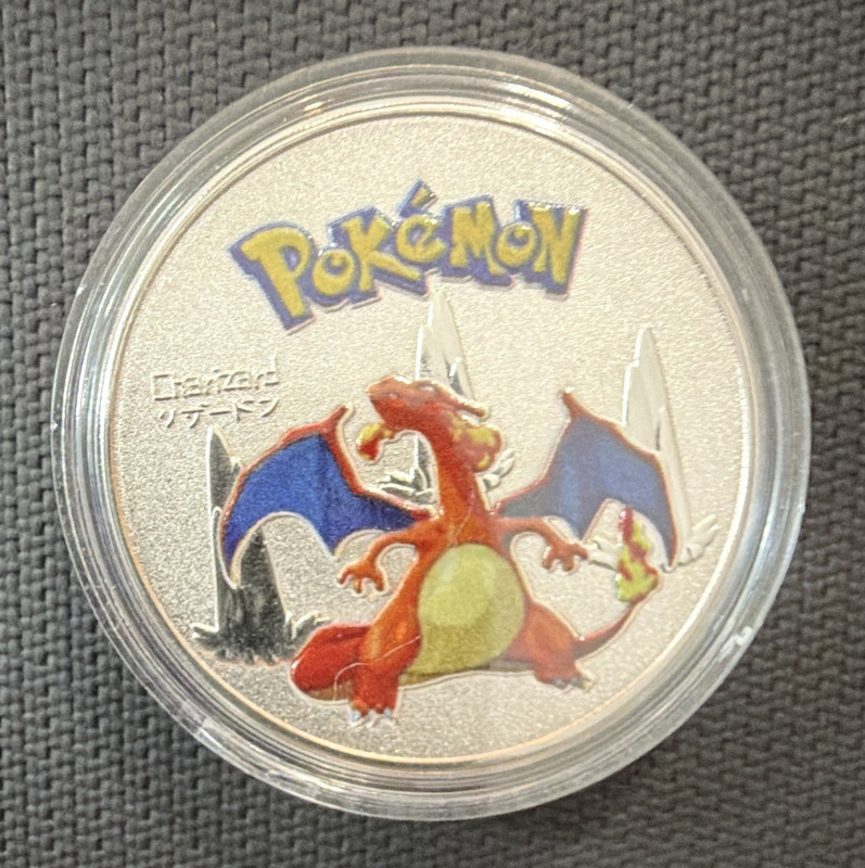 Pokémon Charizard 25th Anniversary CCG Commemorative Coin 1.5in 2pc 2022