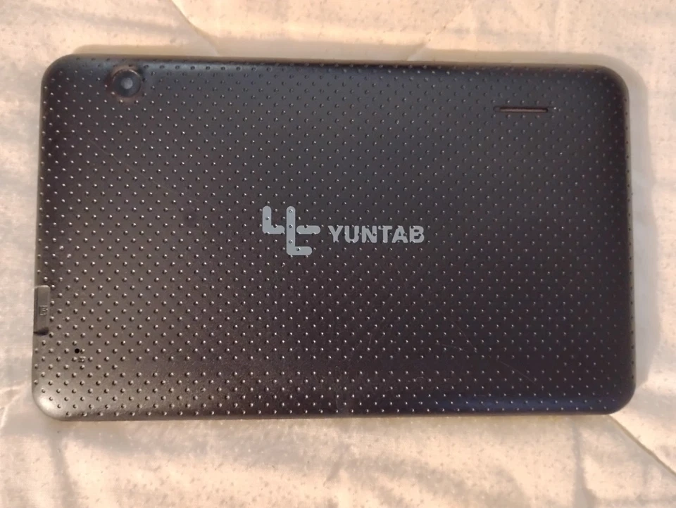 Yuntab TB03 7" Android 4.4.2 (KitKat) Tablet - 2013 - Image 3 of 4