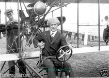 REPRINT 5" by 7" PHOTO OF LINCOLN BEACHEY AND HIS AIRPLANE