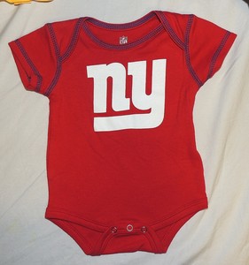NFL NEW YORK GIANTS Football Infant//Baby One Piece//Romper//Creeper NEW