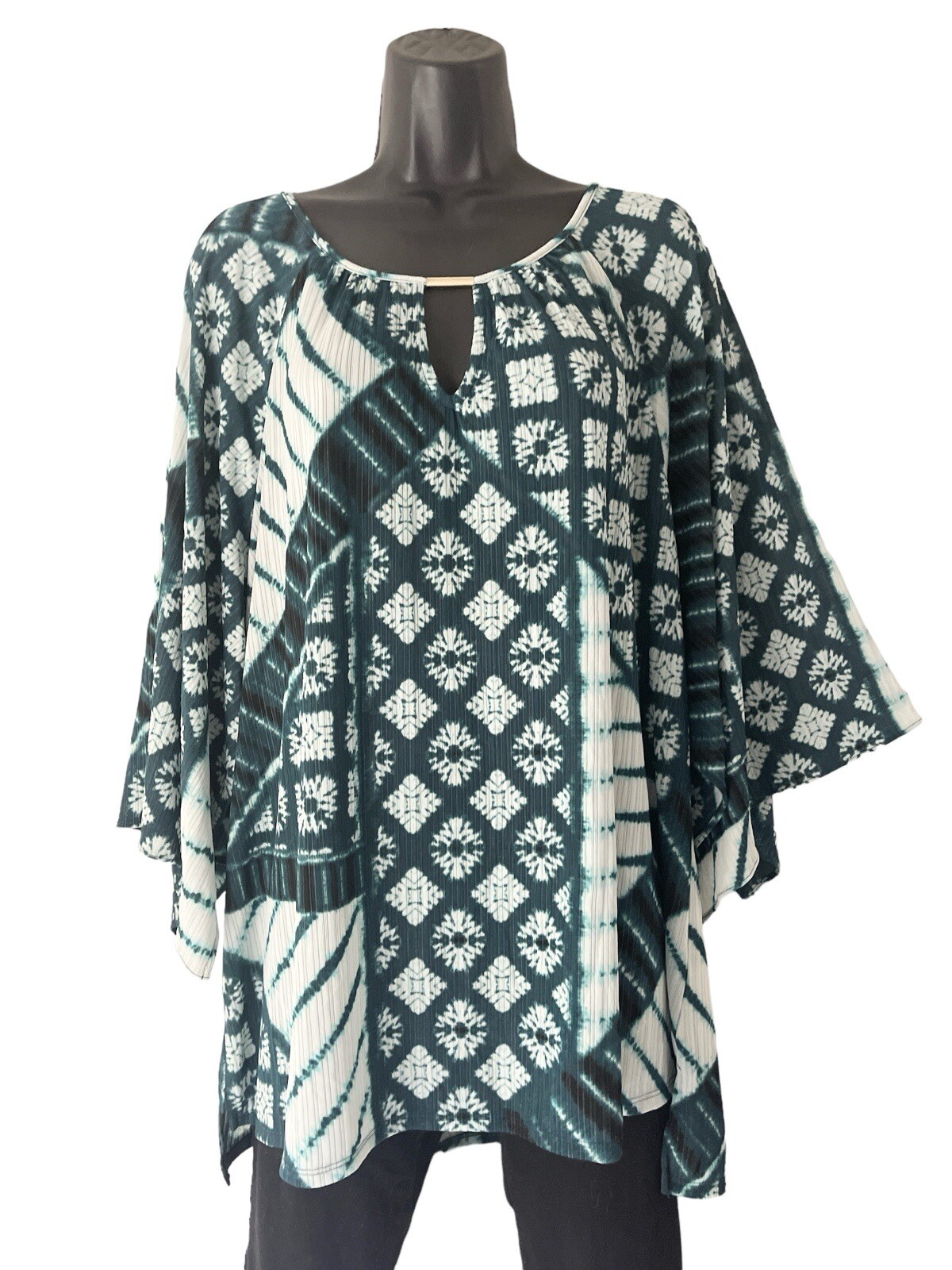 Dana Buchman Top Womens XL Green Print Tunic 3/4 Flared Sleeves Blouse Polyester