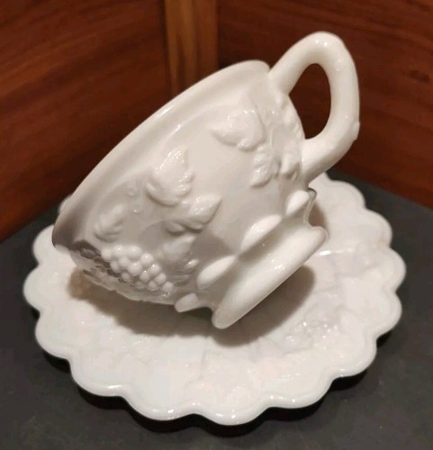 JUEGO DE TAZA DE TÉ Y PLATILLO DE VIDRIO DE LECHE WESTMORELAND CON ETIQUETA DE LÁMINA - Imagen 3 de 14
