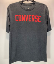 Camiseta CONVERSE, Para Hombre Talla S, Manga Corta Oscura, Gris Carbón con Logo Rojo