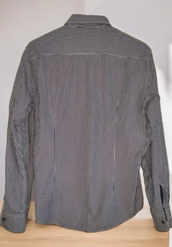 Camicia uomo Hugo Boss M media con bottoni slim fit manica lunga rosso blu a quadri usata in ottime condizioni - Foto 7 di 8