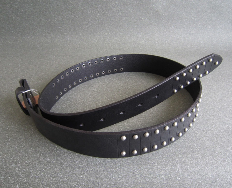 Cinturón de cuero real para hombre negro punk uñas tachonadas cuero real liso cinturón cinturón Foto 4 de 4