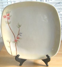 222 Fifth PTS Calming Plate Square Dinner Dish Flowers Discontinued No. 16250