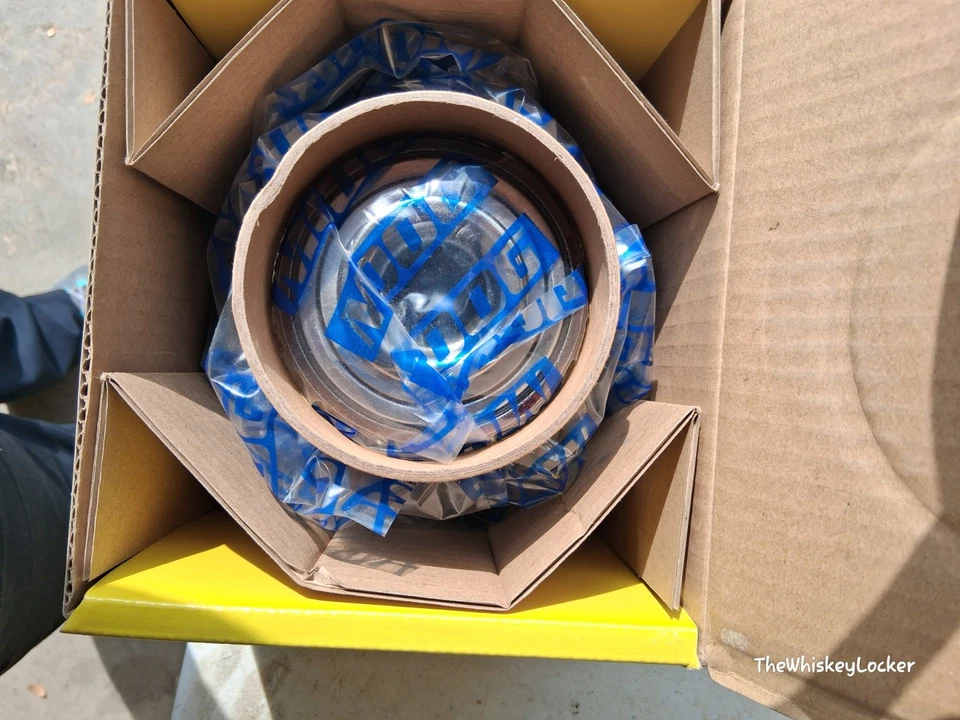 Conjunto de cojinete y buje de rueda trasera Moog 512301 para Chrysler 300 2005-2011 Foto 2 de 3