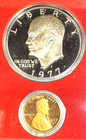 REDUCED  1977 Proof Set U.S. Mint , Display Stand, 6 Coins incl Ike Dollar — photo 4