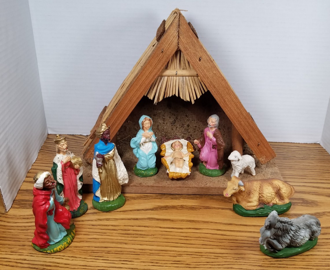 Belén de Colección Figuras de Resina 9 Hecho en Italia Pesebre de Madera Hecho en Alemania