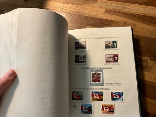 CANADA stamps 1942-1995 well set out senator album “16 - Picture 21 of 22