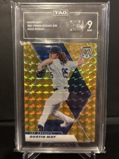 2021 Panini Mosaic Baseball Dustin May Gold /10 TAG 9