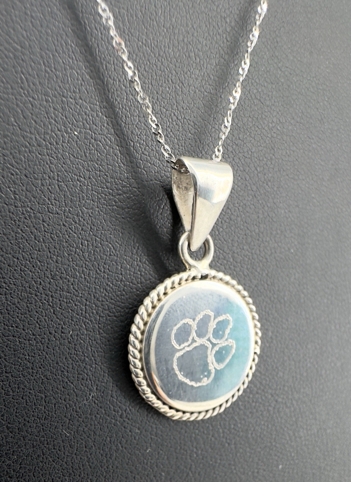 Sterling Silver 925 Mexico Paw Print Pendant Necklace  18”