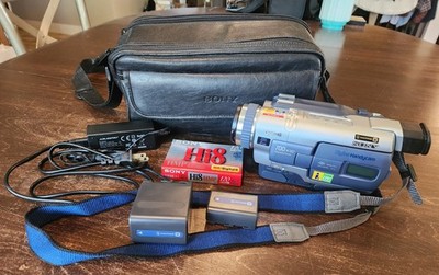 Sony DCR-TRV330 Digital8 Handycam Camcorder Tested Works Hi8 8mm Playback Bundle