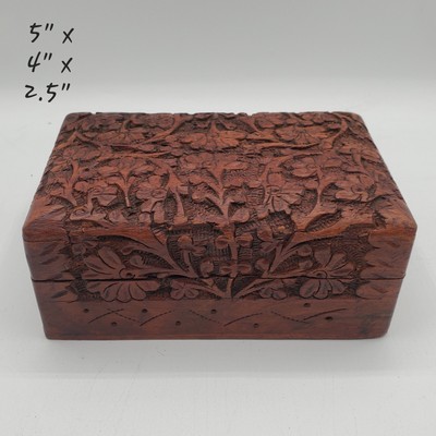 Small Vintage Carved Walnut Wood Keepsake  flowers 5x4x2.5''