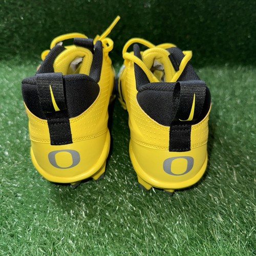 Nike Oregon Ducks Alpha Menace Varsity 4 Issued Football Cleats Cancer 13.5 Wide - Picture 3 of 7