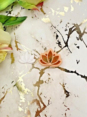 LOTUS 1 POLYMER CLAY AUSSTECHER / OHRRINGE AUSSTECHER