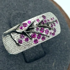Ring. Silver Tone Tree of Life Band w/purle crystal as leaves. Sz 8