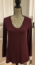 H By Halston Women's XS Long Sleeve Shirt Rayon~ Burgundy A234888~EUC