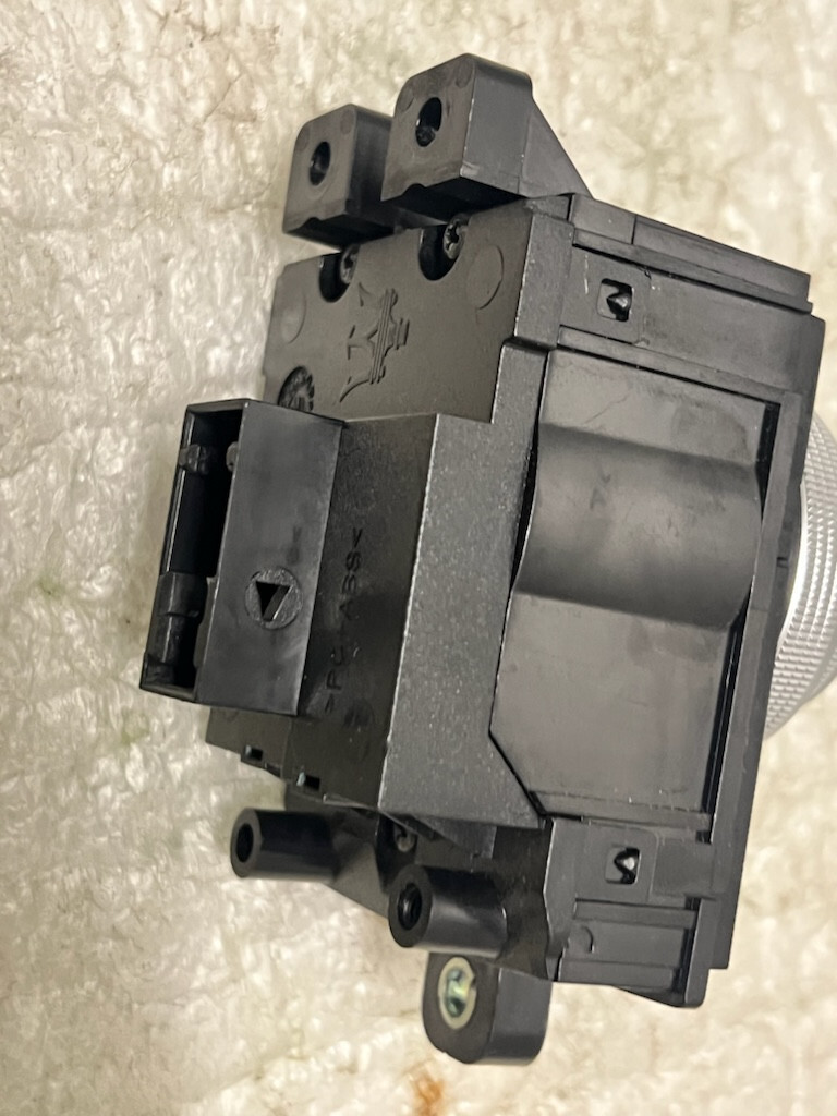 2014-2017 Maserati Ghibli Radio Audtio Screen Media Switch 670071370 OE