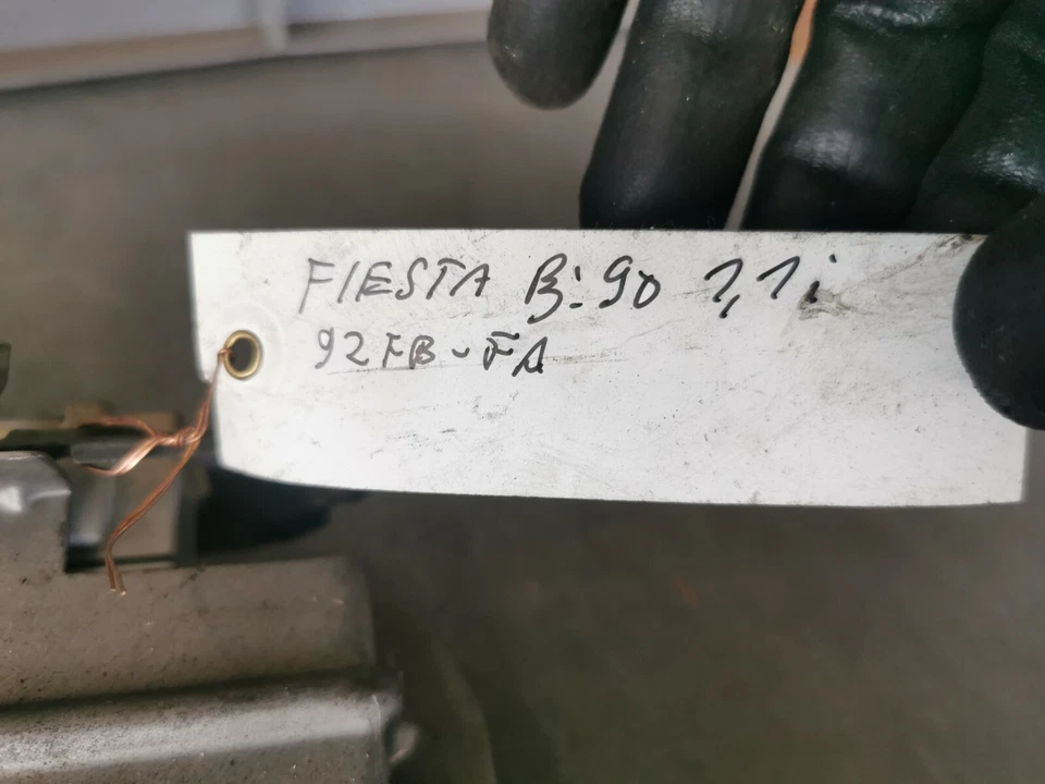 Centralina Motore Ford Fiesta III GFJ 1.1i 92FB-FA EEC-IV CAD 2A081 - Immagine 3 di 4