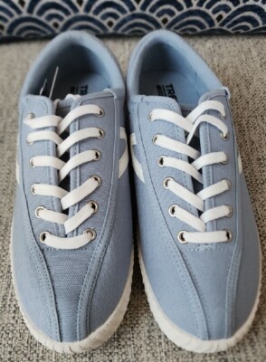 Tretorn Sneaker Womens 8.5M Nylite Plus Canvas Light Blue Lace Up Athletic Shoe