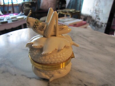 Lenox, Treasures Collection, Porcelain, Grasshopper, Gold Accents Trinket Box