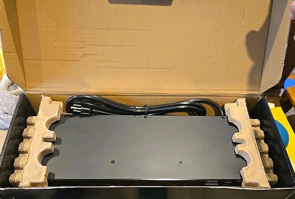 Furman Merit M-8S Power Conditioner Sequencer - Image 3 of 3