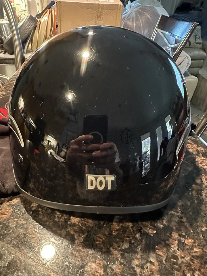 Harley Davidson Half Helmet With Silver Flames / Strap / Carry Bag / XXL - Image 3 of 4