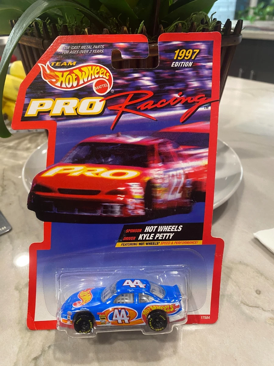Preços baixos em NASCAR Hot Wheels Racing Diecast 1997 Ano do