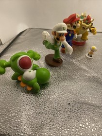 Lot Of  9 Vintage Super Mario Bros Nintendo Applause Jakks PVC Figures Yoshi NES