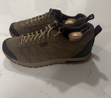 Oboz Bozeman Low Men  s 9 Brown Suede Leather Trail Hiking Shoes Rugged Sole