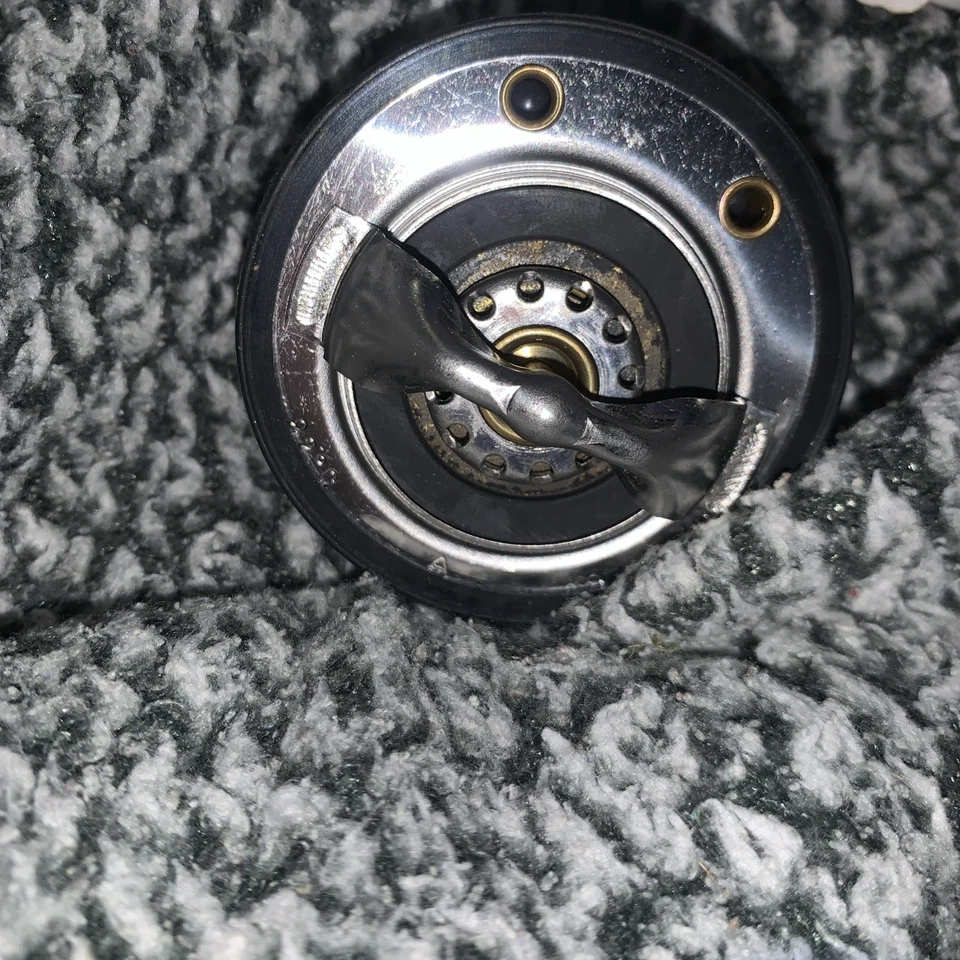 2001 - 2020 LB7 LBZ LMM LML L5P 6.6L 通用雪佛兰 Duramax 恒温器套装 (2267) — 第 4/4 张图片