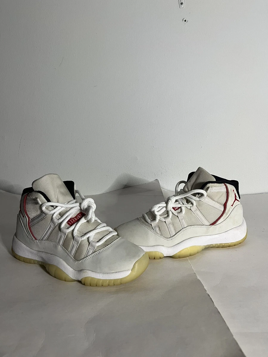 Jordan 11 shop platinum red