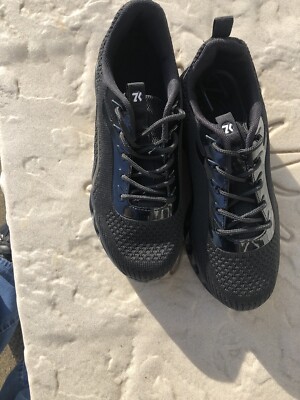 SOFTSFEEL  Perfect Walking Shoes  Relieves Foot Pain    Size 7   Color  Black