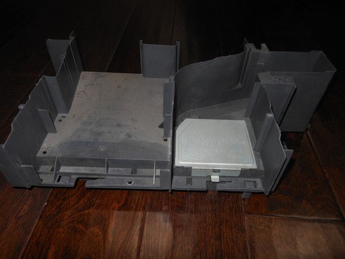 Motore sfiato forno a microonde GE WB26X10234 con condotto superiore e lampada GE JVM1750SP2SS - Foto 9 di 11