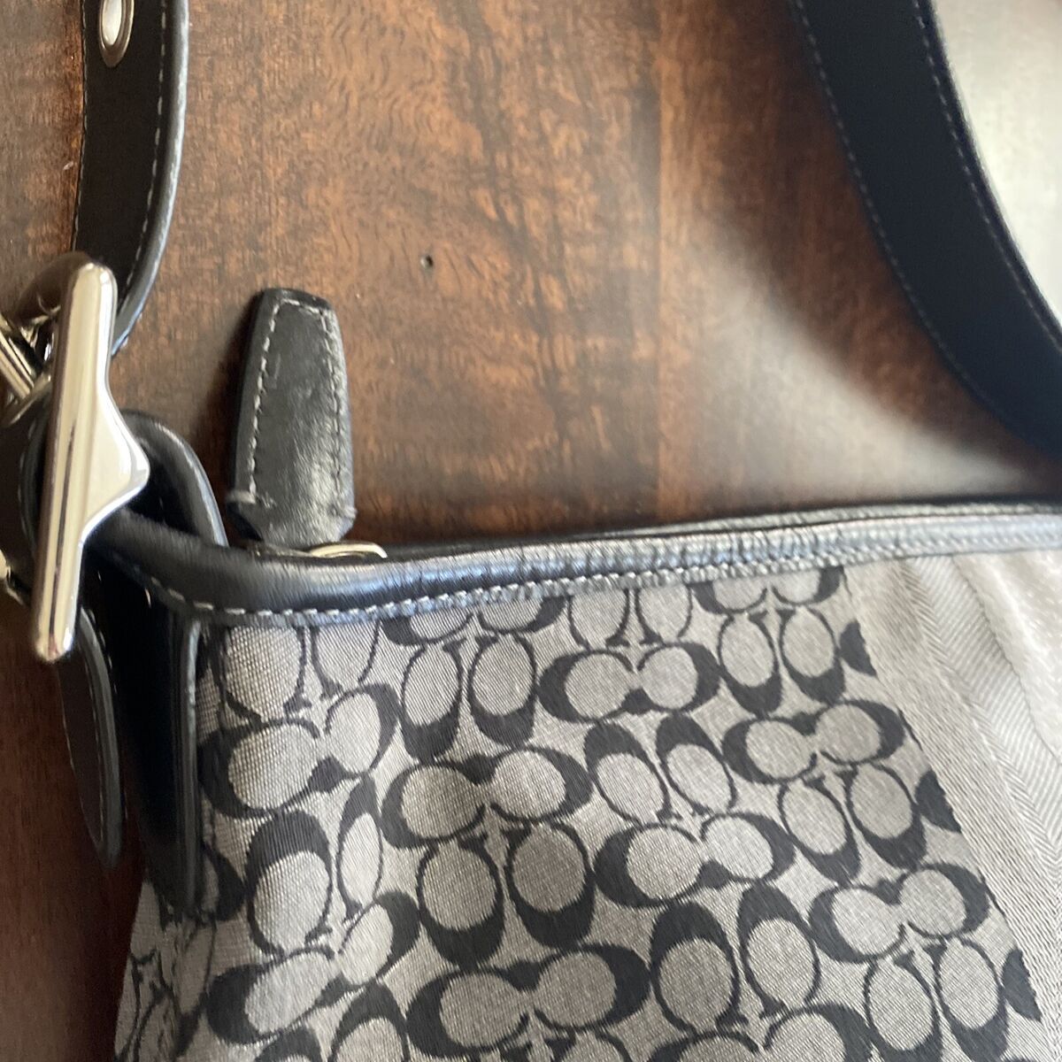 Coach Legacy 19918 Black Gray Signature Stripe Jacquard Coach Legacy 19918 Black Gray Signature Stripe Jacquard