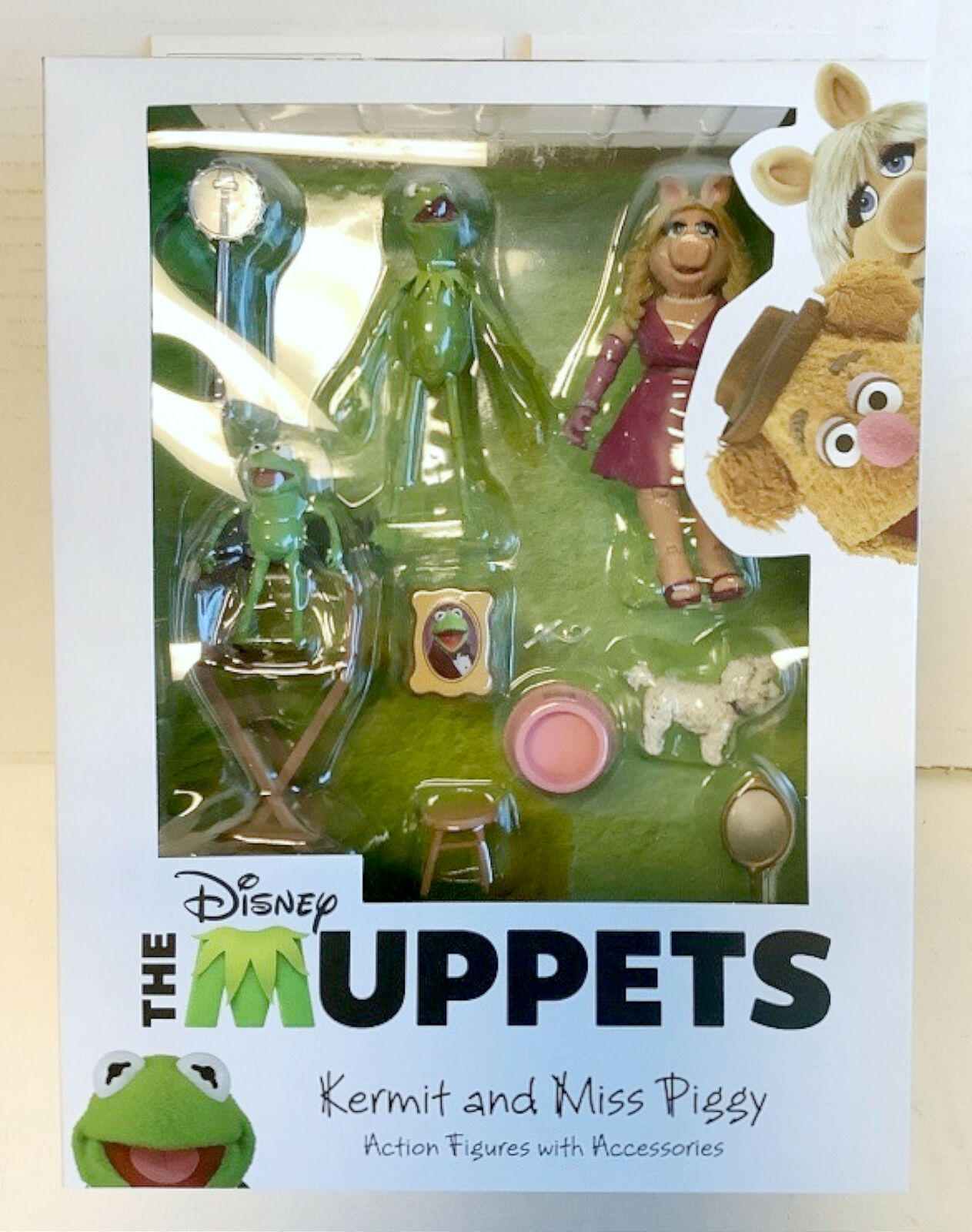 Diamond Select Toys The Muppets Best of Series 1: Kermit & Miss Piggy  Action Figure Two-Pack, Multicolor