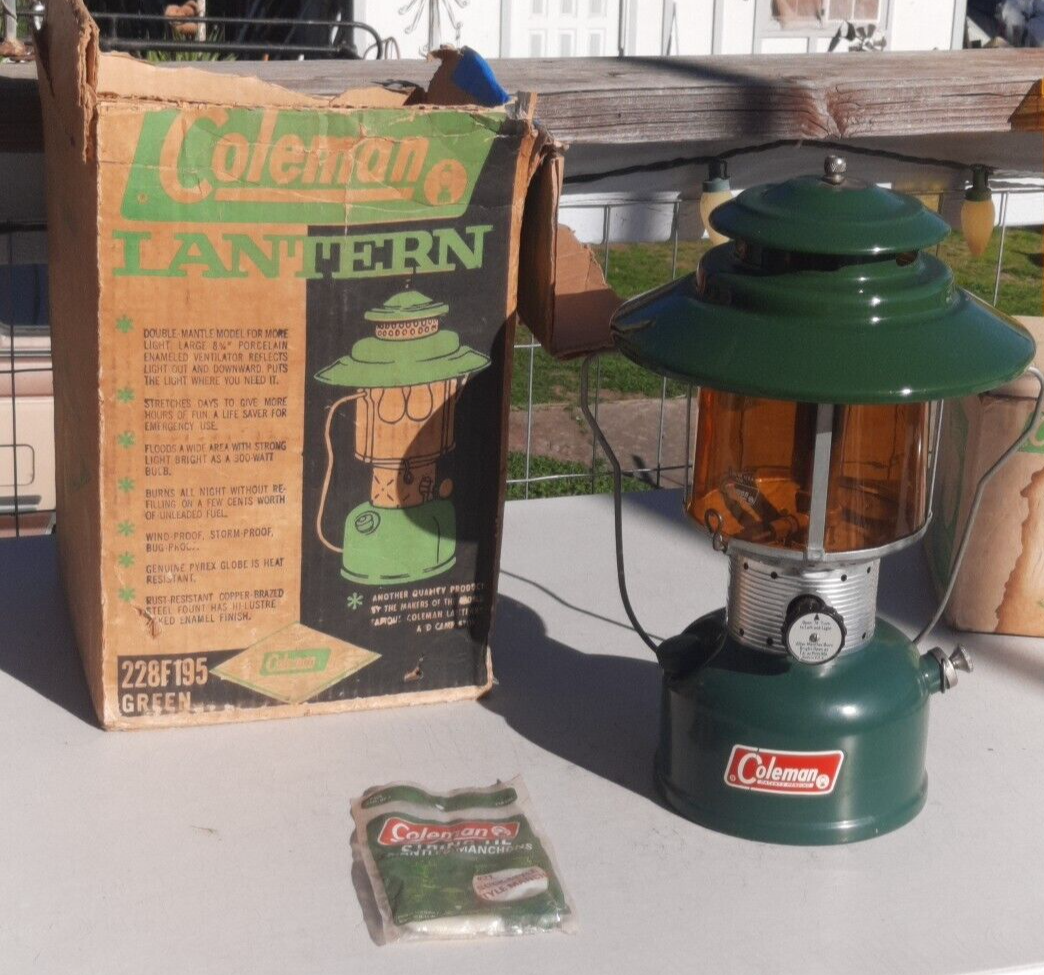 Vintage Coleman 228F Big Hat. Lantern Amber Lens 11-65