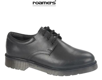 boys lace up school shoes