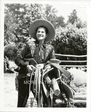 DUNCAN RENALDO IS THE CISCO KID YOUNG HANDSOME COWBOY WESTERN PORTRAIT STILL