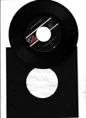 7'' - Twist '82 - Twist Eighty-Two / He's just a Yoyo - ultra phone 1981