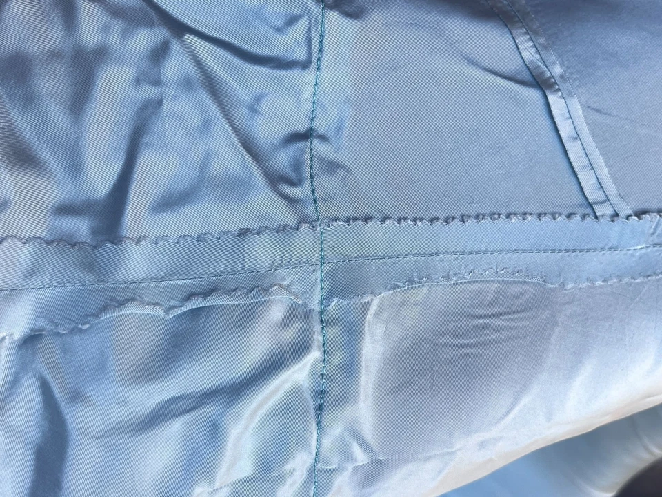 Vestido sin Mangas Vintage Años 40 Azul Pálido Rayón Faille Dobladillo Vieira Rojo Profundo Terciopelo Corbata Be Foto 4 de 4