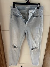 Loft Light Wash Denim Jeans Ripped And Frayed Bottoms Women’s Size 28/6 Excellen