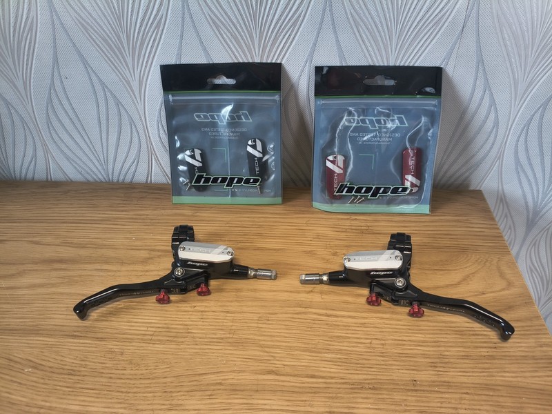 Hope Tech 4 Master Cylinder pair with caps! 
