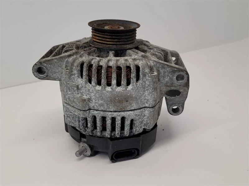 Alternador Chevrolet Malibu 2004-2008 emblema estilo clásico en parrilla 15781434 Foto 4 de 4