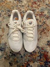 Size 9 - Nike Air Max DN Sail Hyper Violet W