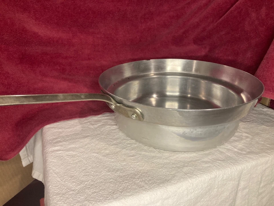 ⚜️Vintage De La Cuisine Copper & Brass Chafing Dish  - Image 3 of 4