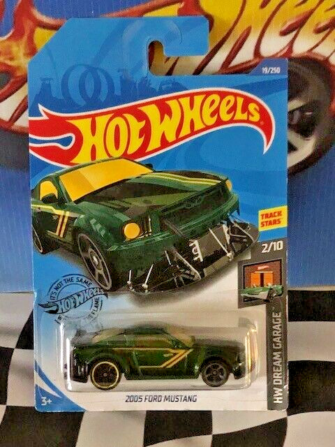 Hot Wheels 2020 HW Dream Garage 2/10 2005 Ford Mustang 19/250 Green PR5