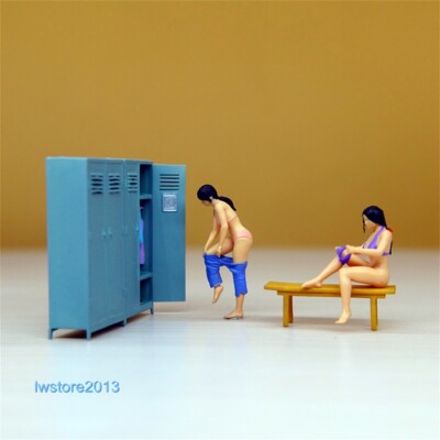1/64 Changing Room Girls Scene Props Miniatures Figures Model For Cars Vehicles